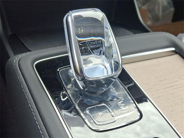 new 2026 Volvo XC90 car, priced at $71,825