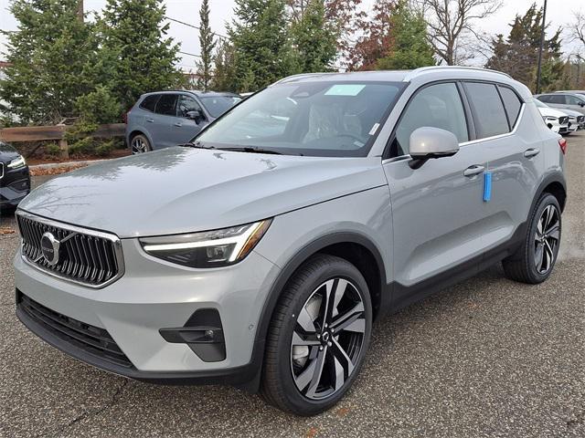 new 2025 Volvo XC40 car, priced at $49,790