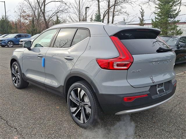 new 2025 Volvo XC40 car, priced at $49,790