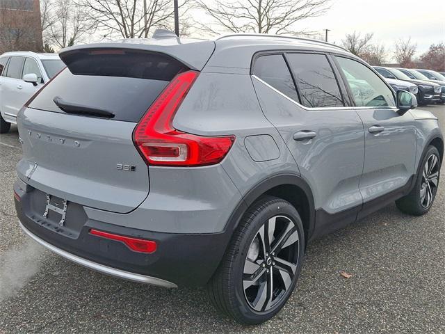 new 2025 Volvo XC40 car, priced at $49,790