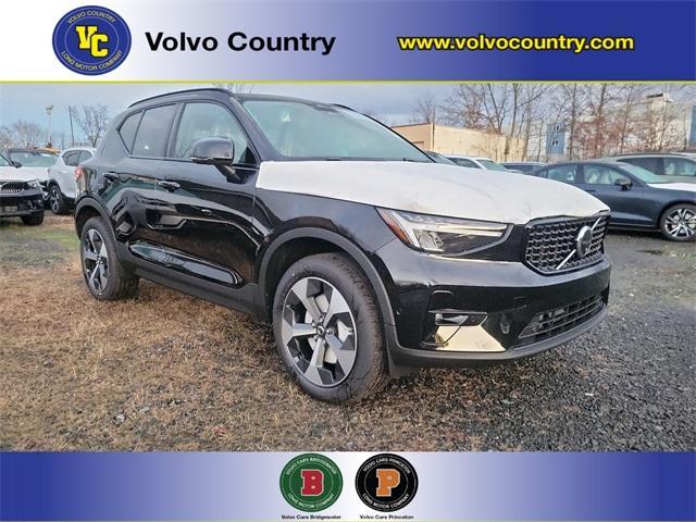 new 2024 Volvo XC40 car, priced at $48,130