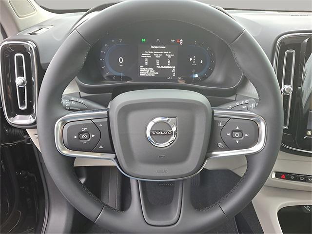 new 2025 Volvo XC40 car, priced at $52,235