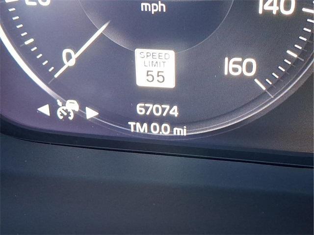 used 2020 Volvo XC40 car, priced at $21,992