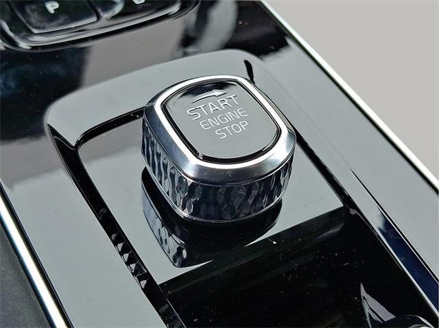 new 2026 Volvo XC90 Plug-In Hybrid car, priced at $81,875
