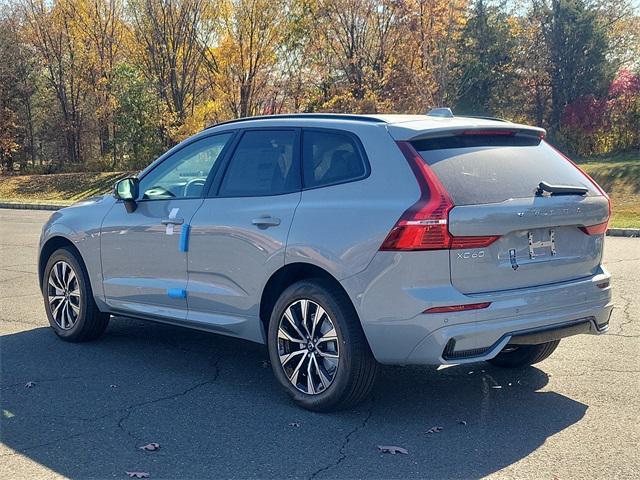 new 2025 Volvo XC60 car, priced at $51,075