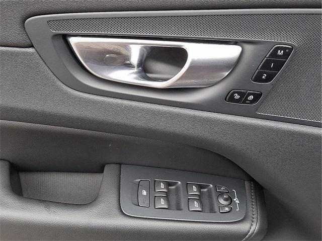 used 2023 Volvo XC60 car, priced at $36,993