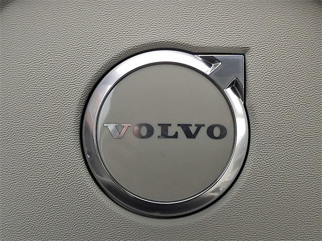 new 2026 Volvo XC90 car, priced at $75,155