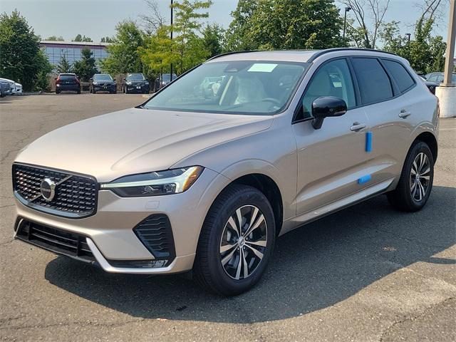 new 2025 Volvo XC60 car, priced at $50,065