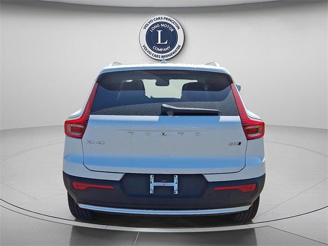 new 2025 Volvo XC40 car, priced at $51,565