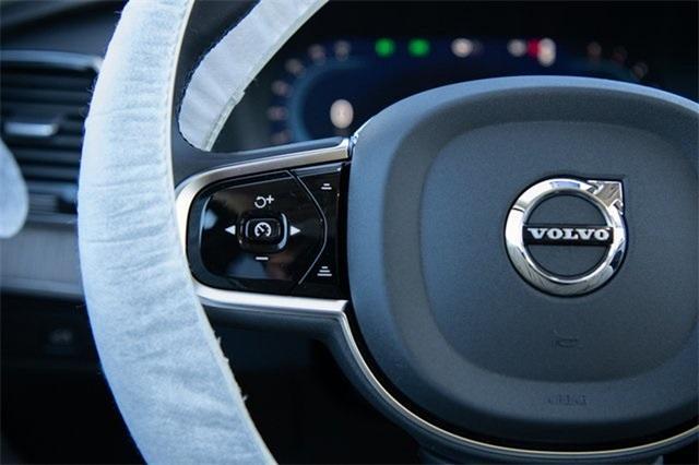 new 2024 Volvo XC90 car, priced at $72,425
