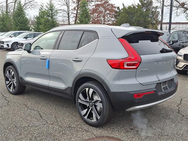 new 2025 Volvo XC40 car, priced at $51,040