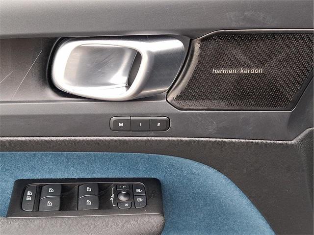 used 2022 Volvo C40 Recharge Pure Electric car, priced at $27,994