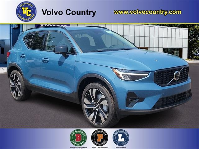 new 2024 Volvo XC40 car, priced at $50,885