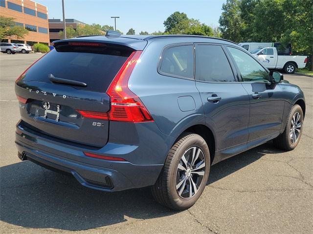 new 2025 Volvo XC60 car, priced at $50,495