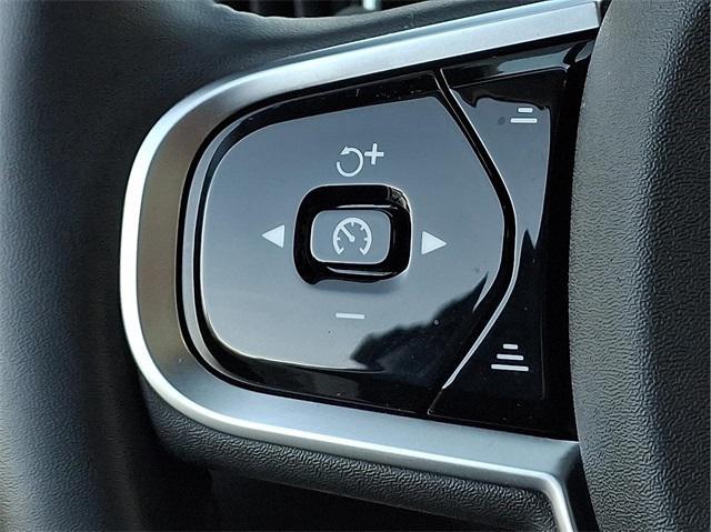 used 2025 Volvo XC60 car, priced at $39,992