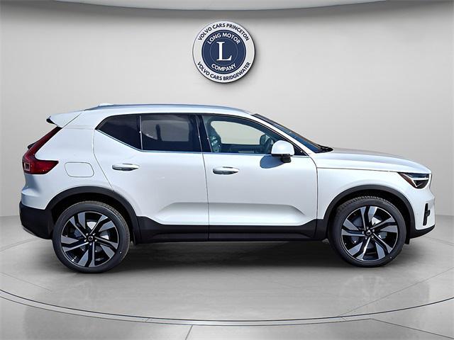 new 2025 Volvo XC40 car, priced at $50,825