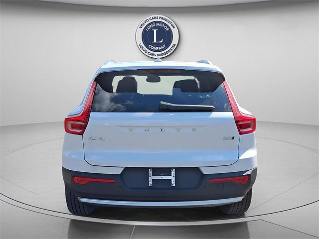 new 2025 Volvo XC40 car, priced at $50,825