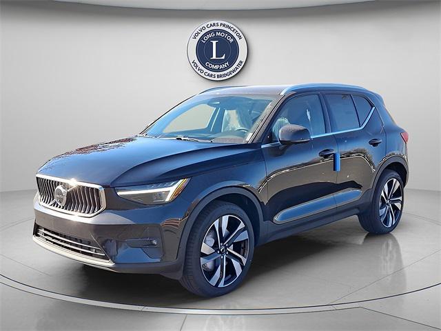 new 2025 Volvo XC40 car, priced at $51,040