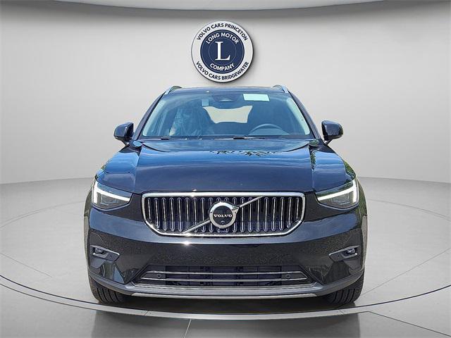 new 2025 Volvo XC40 car, priced at $52,545