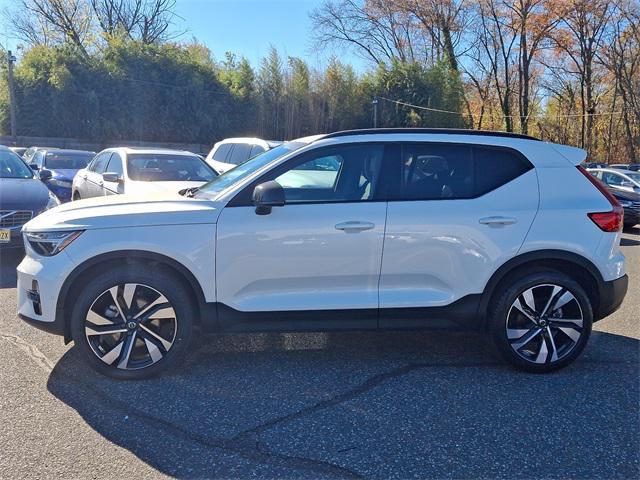 used 2024 Volvo XC40 car, priced at $37,593