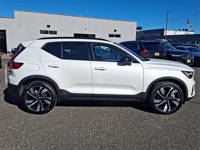 used 2024 Volvo XC40 car, priced at $37,593