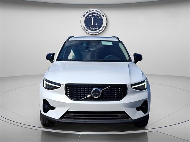 new 2025 Volvo XC40 car, priced at $49,790