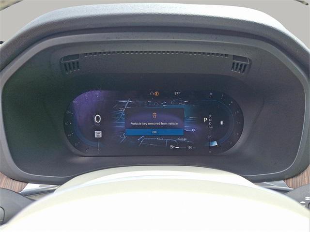 used 2022 Volvo XC60 car, priced at $30,992