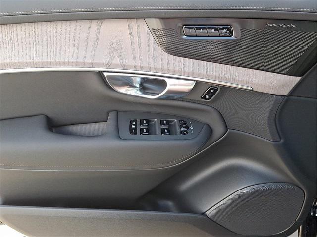 new 2026 Volvo XC90 car, priced at $75,155