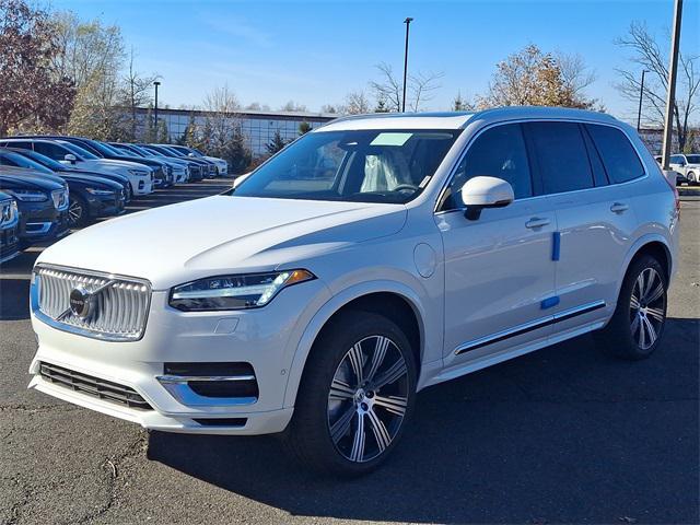 new 2025 Volvo XC90 Plug-In Hybrid car, priced at $82,155