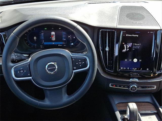 used 2022 Volvo XC60 car, priced at $34,992