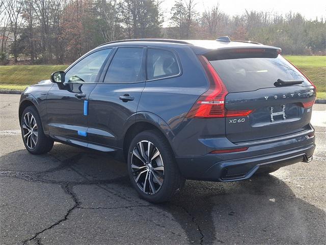 new 2025 Volvo XC60 car, priced at $55,335