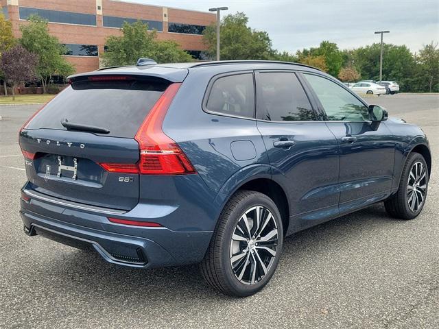 new 2025 Volvo XC60 car, priced at $55,335