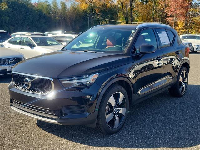 used 2020 Volvo XC40 car, priced at $24,998