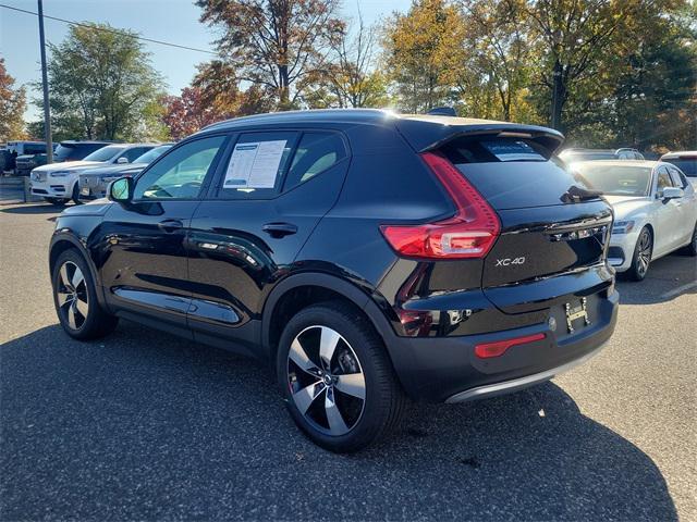 used 2020 Volvo XC40 car, priced at $24,998