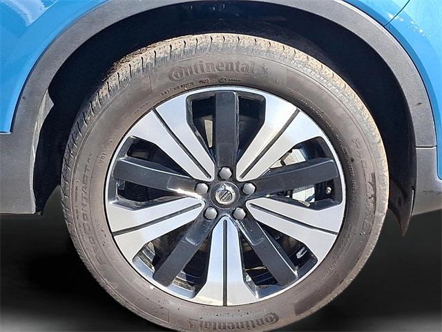 used 2023 Volvo C40 Recharge Pure Electric car, priced at $27,993