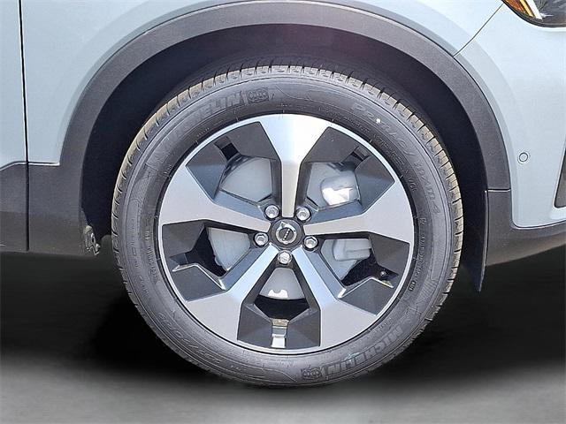 new 2025 Volvo XC40 car, priced at $49,585