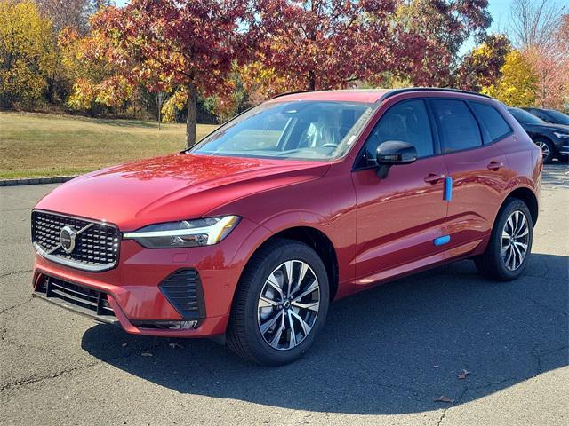 new 2025 Volvo XC60 car, priced at $55,320