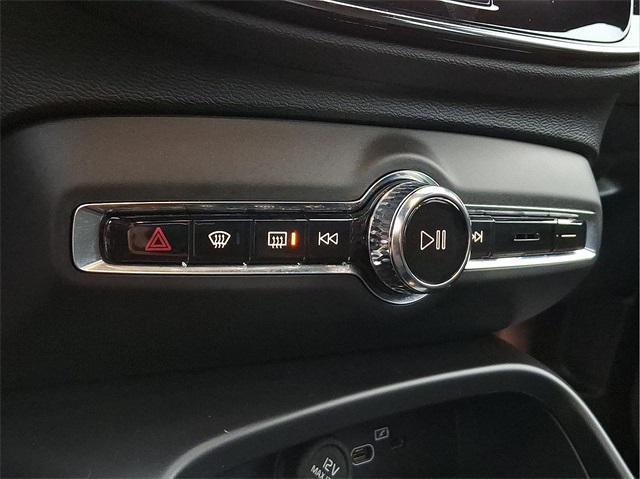 used 2023 Volvo XC40 Recharge Pure Electric car, priced at $35,991