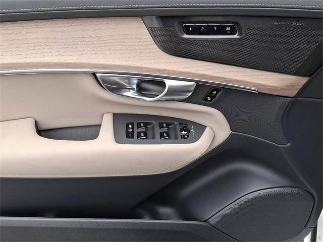 new 2026 Volvo XC90 car, priced at $73,995