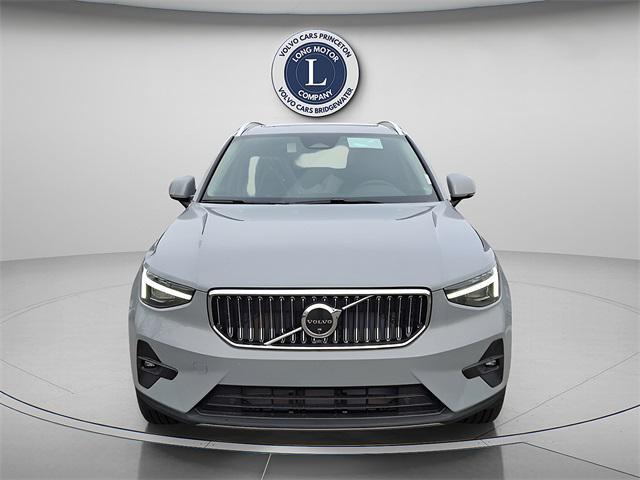 new 2025 Volvo XC40 car, priced at $49,790