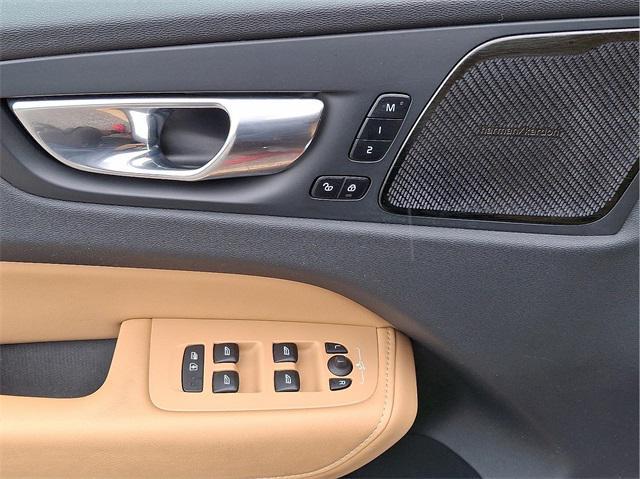 used 2023 Volvo XC60 car, priced at $38,594