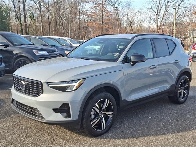 used 2024 Volvo XC40 car, priced at $31,992