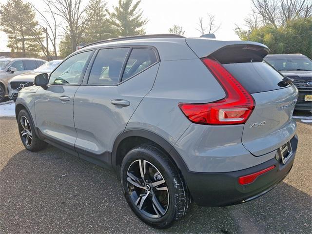 used 2024 Volvo XC40 car, priced at $31,992