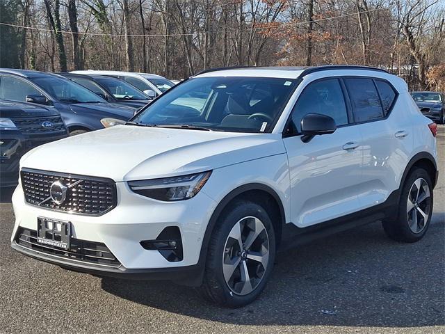 used 2024 Volvo XC40 car, priced at $32,992