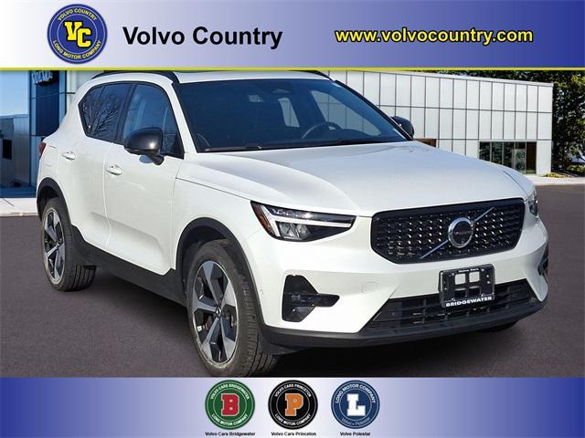 used 2024 Volvo XC40 car, priced at $32,992