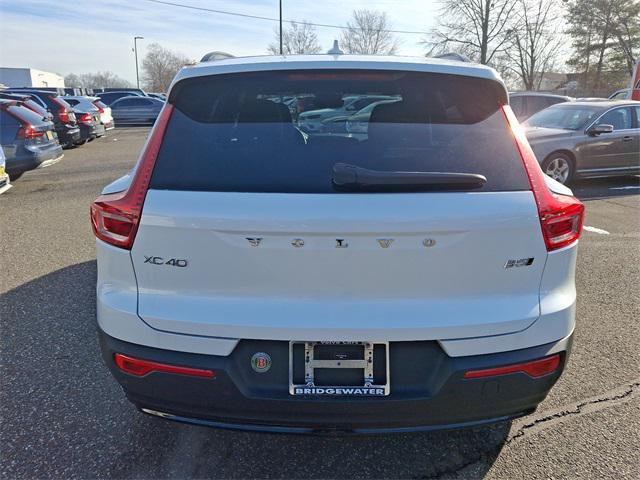 used 2024 Volvo XC40 car, priced at $32,992