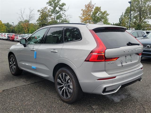 new 2025 Volvo XC60 car, priced at $51,075