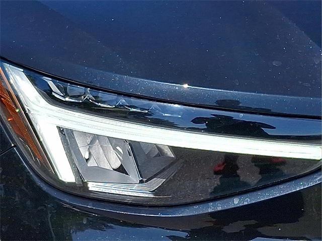 used 2025 Volvo XC40 car, priced at $31,991