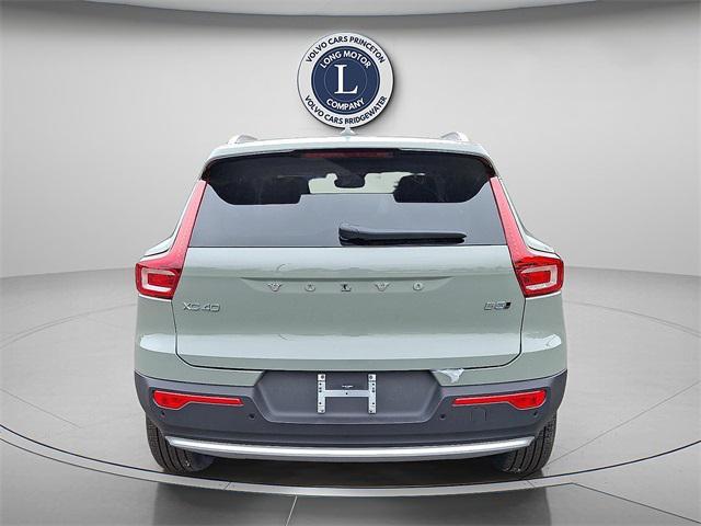 new 2025 Volvo XC40 car, priced at $52,235