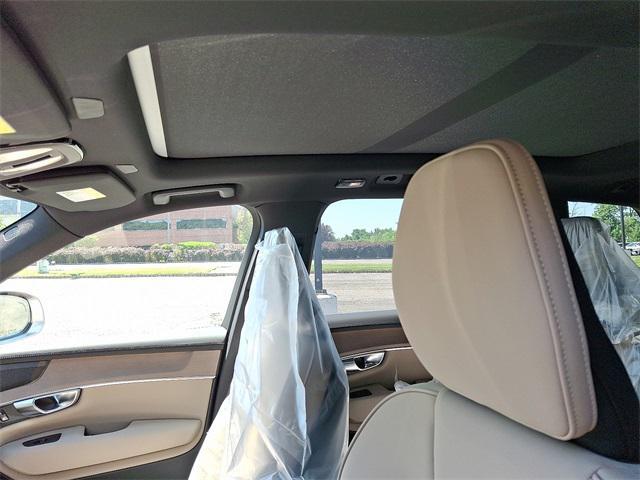 new 2026 Volvo XC90 car, priced at $68,155